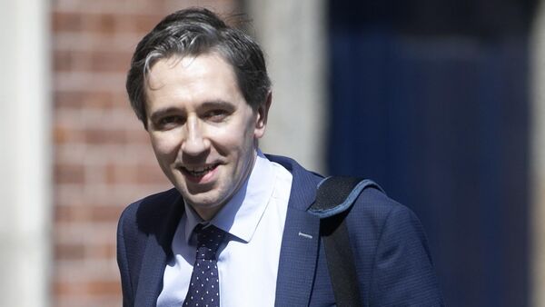 Irish Examiner – Facemasks to be worn in universities says Simon Harris