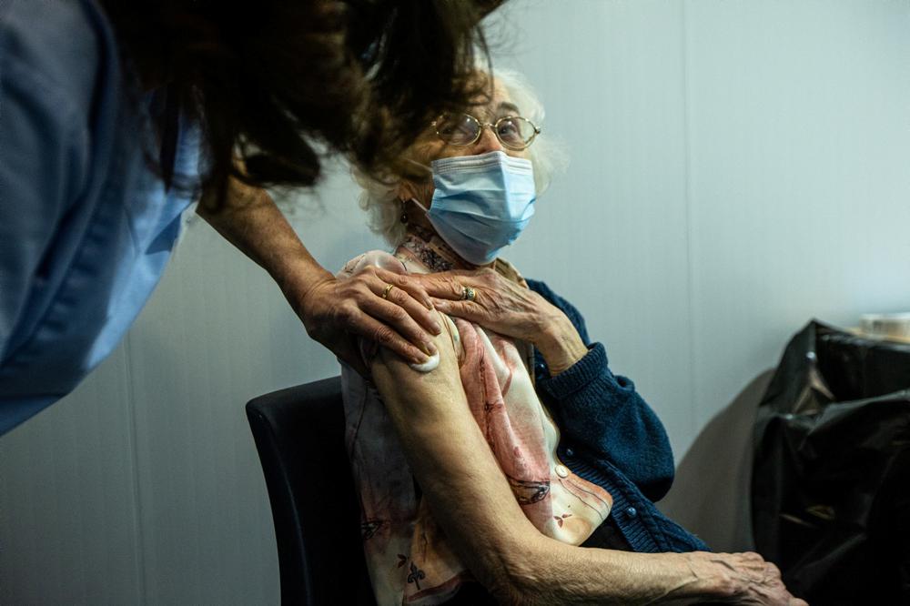 Relief and delight as nearly 1,000 over-85s get their vaccines